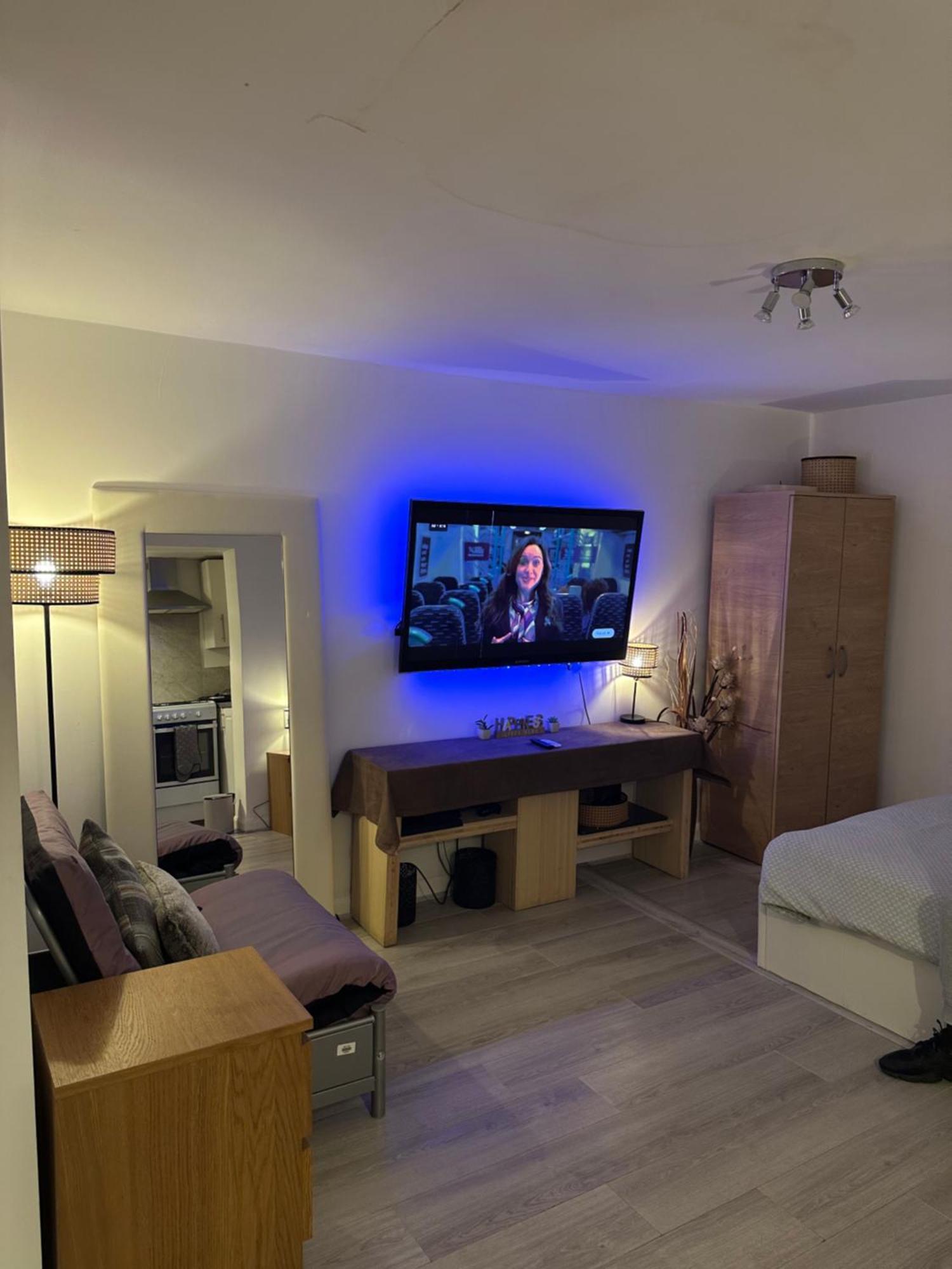 Stylish Studio Flat - Watford Junction - Harry Potter Eksteriør bilde
